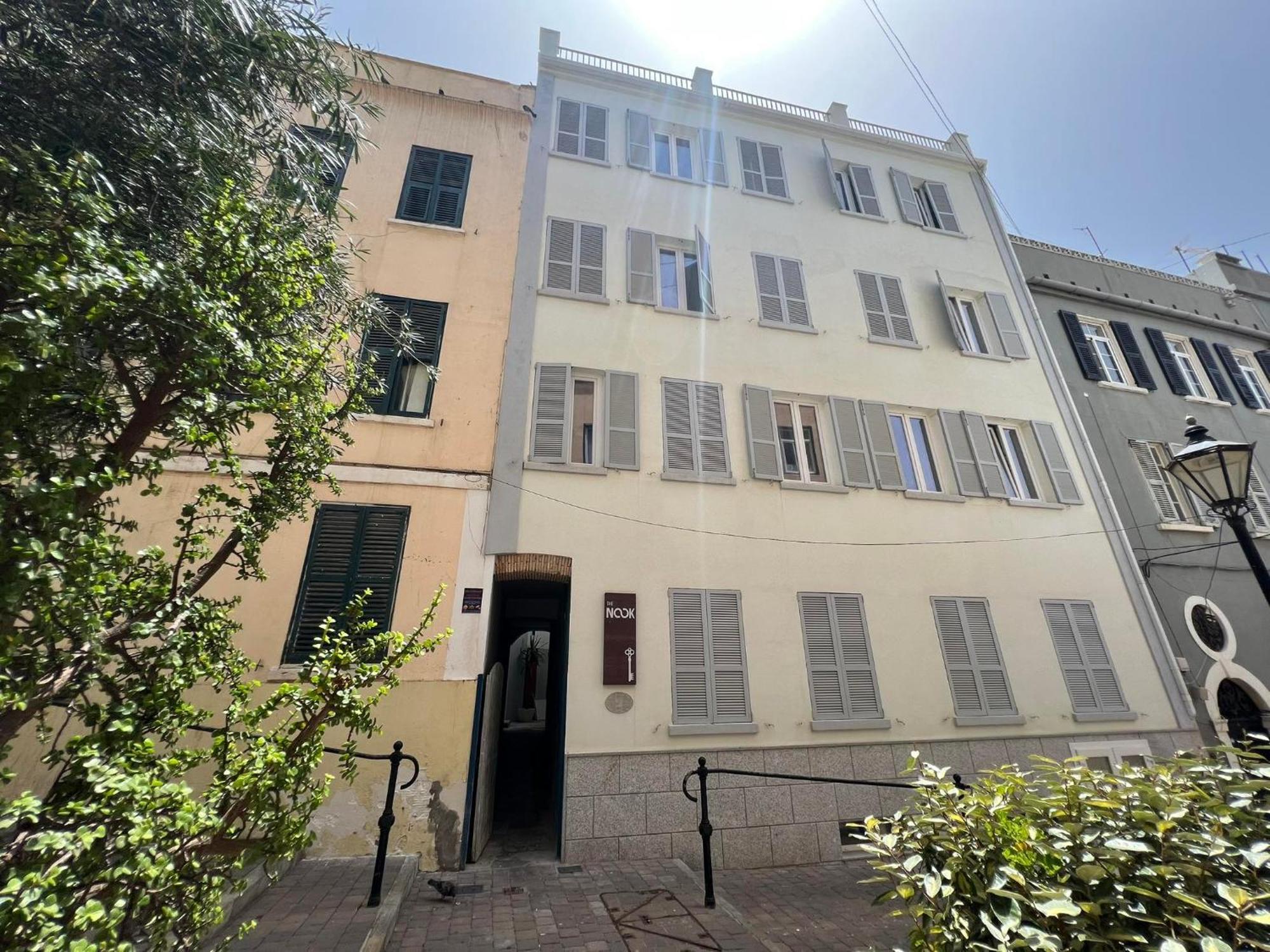Stylish 2Br Contemporary Design Perfect Vacation Apartment Gibraltar Exterior photo